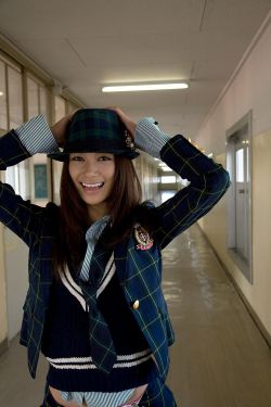 美女杀鸡